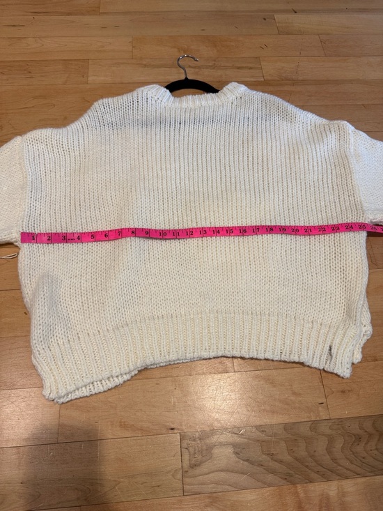 DREAMERS - Oversized balloon sleeve pastel flower knit sweater NWT - Picture 7 of 7